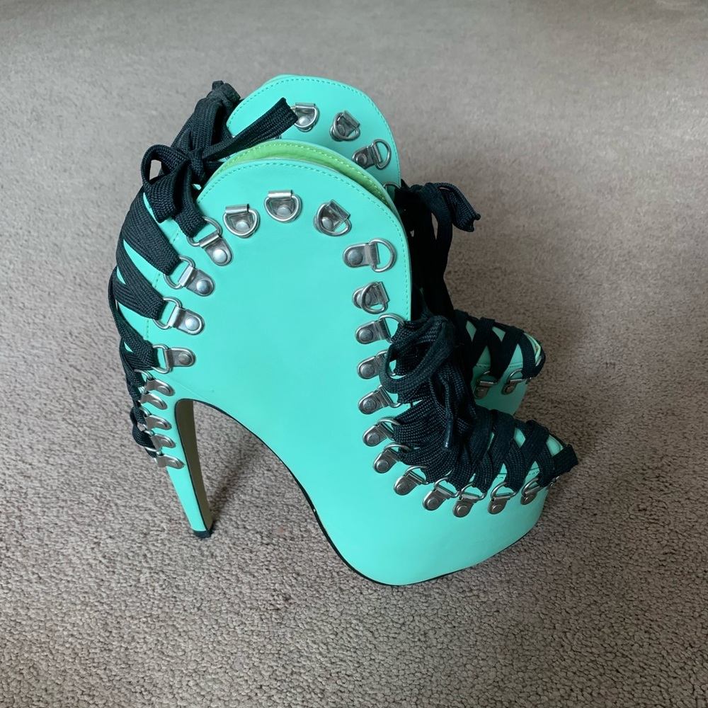 Reds kiss lace up platform booties